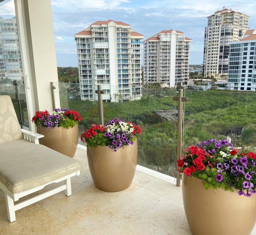 Condo - residential gardening services